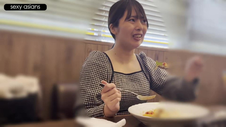 Asian cutie: Belleza pálida abrumado por la química, las reacciones intensas conducen...