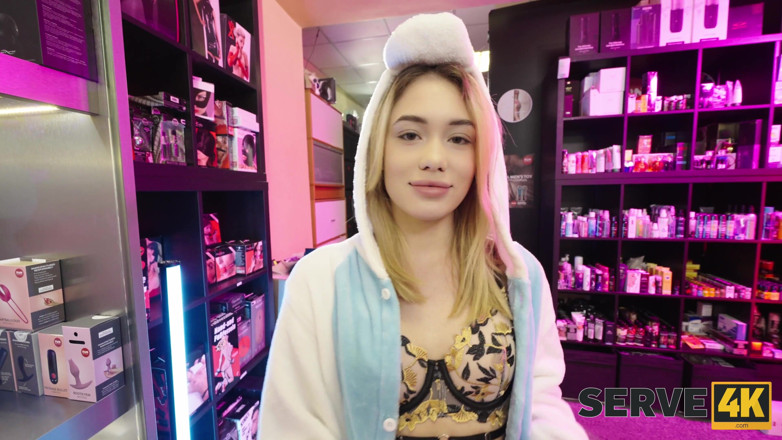 Serve4k: Sex Shop Service