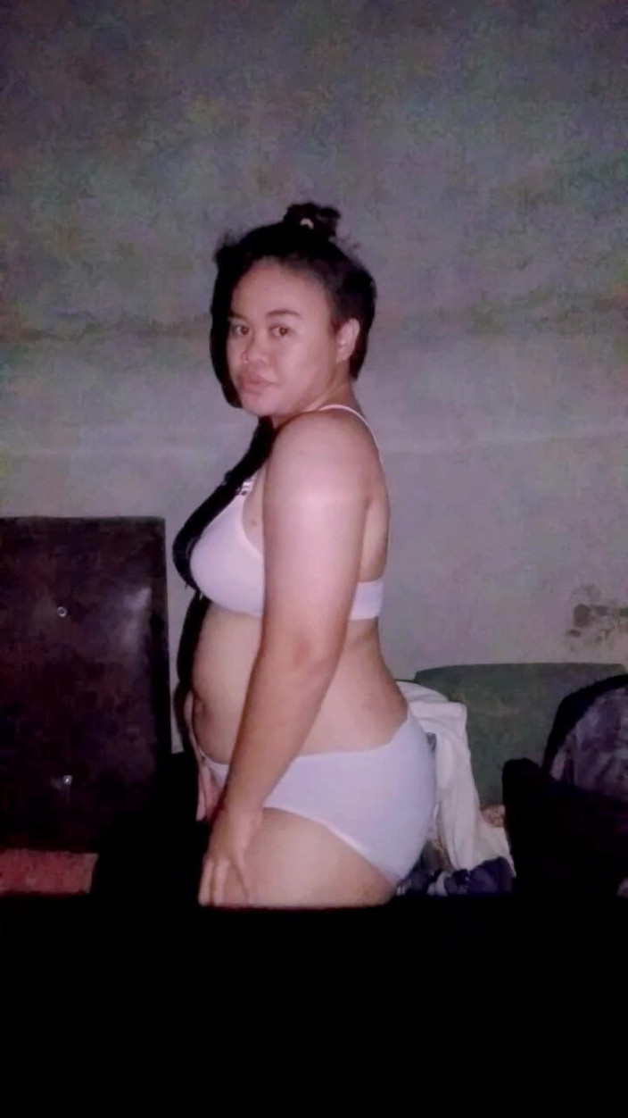 CumOnMeth: Estoy cachonda y quiero follar