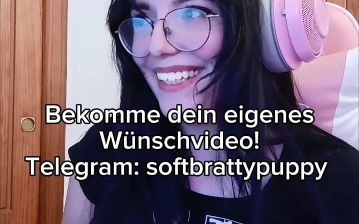 Softbrattypuppy: Egirl gamergirl te hace un