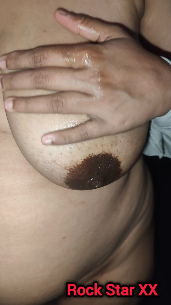 Rack star XX: Desi Mallu Wife Big Boobs Oil Massage Carrot Masturbation
