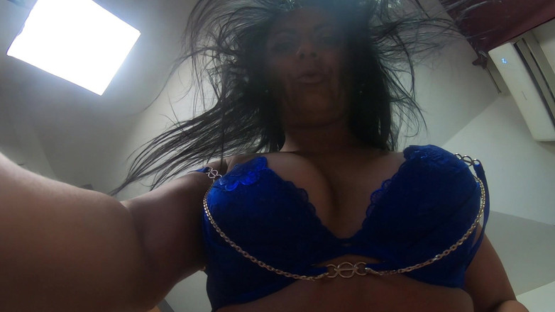 MilfyCalla: Horny and Lonely! Come to Me! No Panties Again!
