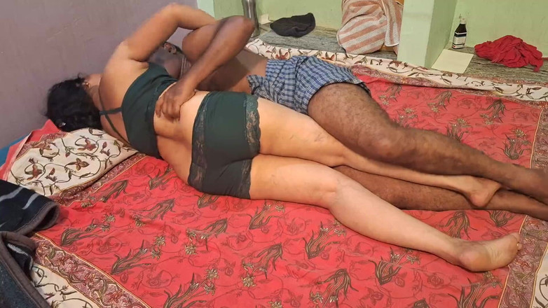 Sexy sindu: Sexy bhabhi žhavé líbání sexuální video