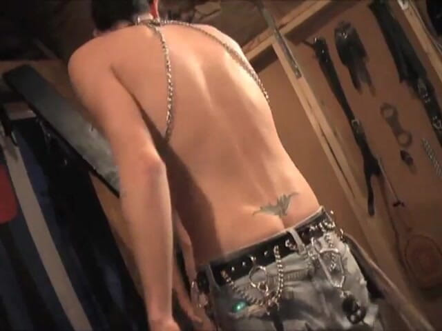 Dream Boy Bondage: Rebel Twinks - rozdział 5