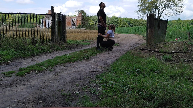 CharnElle: Risky blowjob near ruined factory