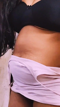 Mere Tauu Ki Ladki