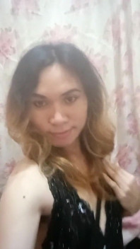 Reyna Alconer güzel bir fahişe