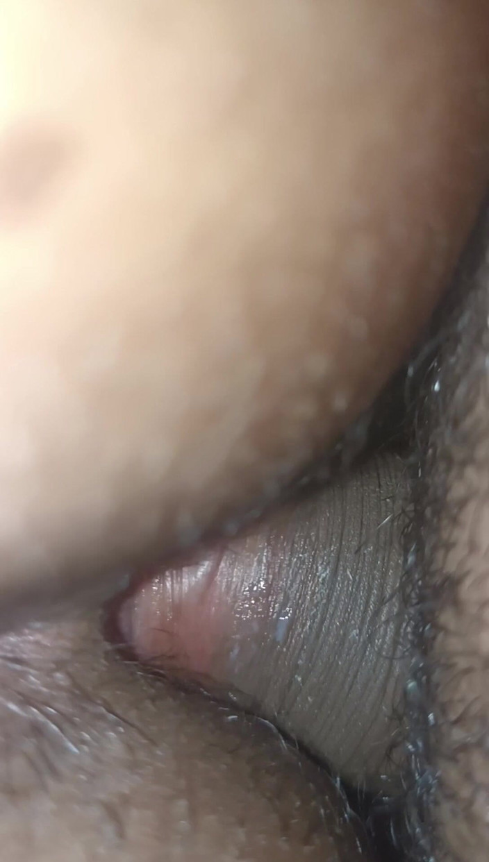 XXX Nepal: Sleepy penis wird nass und unordentliche muschi.