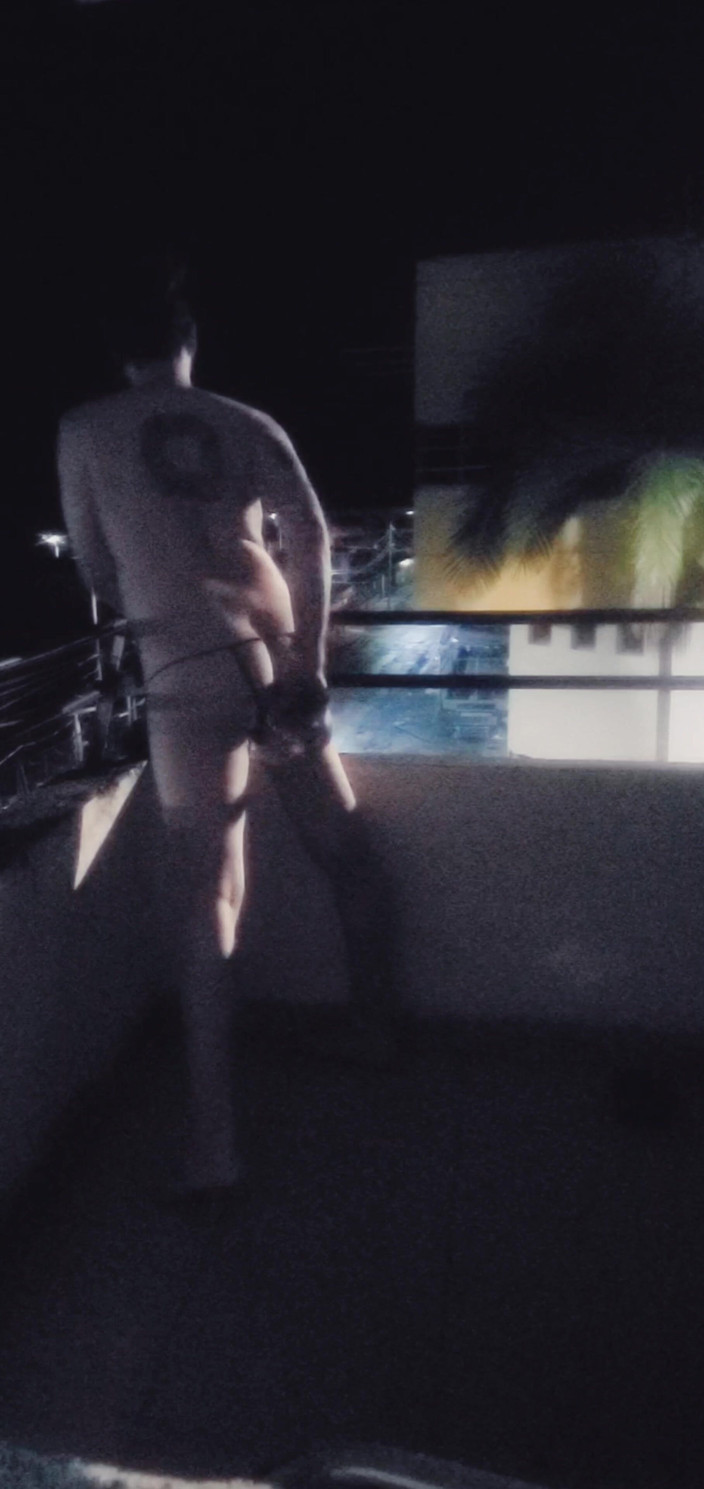SlutClosetedfag: 발코니에서 빠른 딜도 섹스