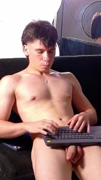 I Pull My Dick Live, Colombian Man