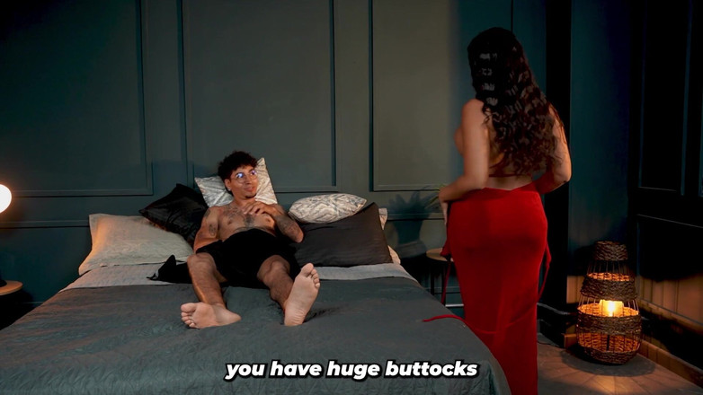 ThiagoLopez: मेरी प्रेमिका ने मुझसे संबंध तोड़ लिया और मेरी सौतेली माँ मुझे बेहतर महसूस करने के लिए उसे चोदने देती है