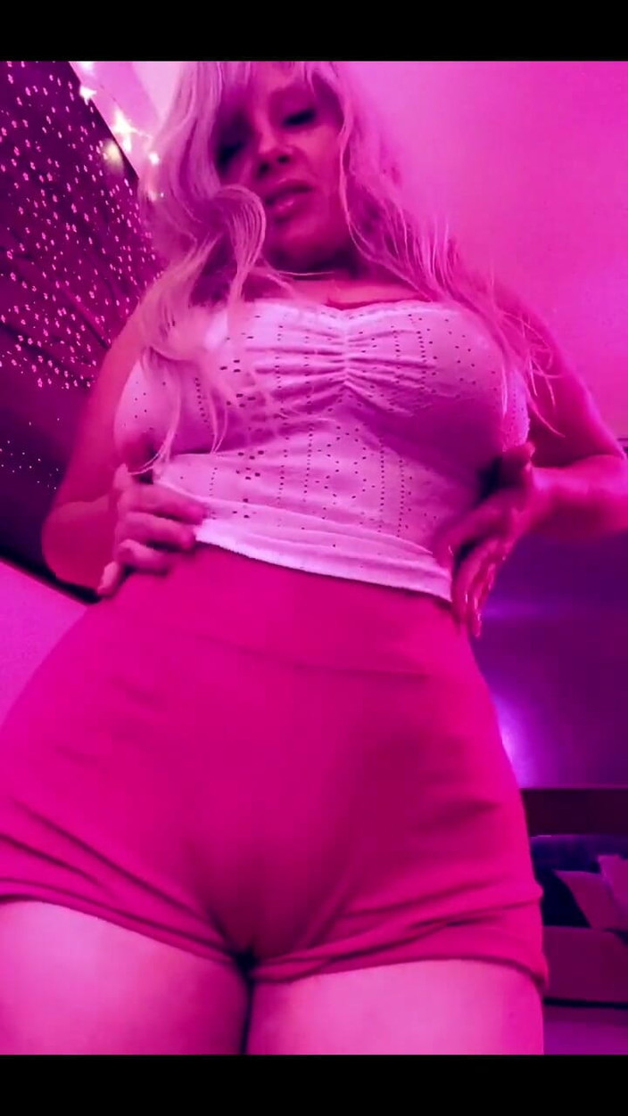 PaintedRose: Bạn sẽ xinh đẹp âm hộ