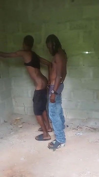 I Mate a Skinny by the Bush Side We Have Fune