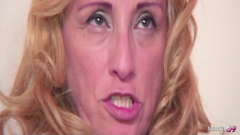 Shemale TS Collection: La sexy trans bionda arrapata viene scopata nel buco del...