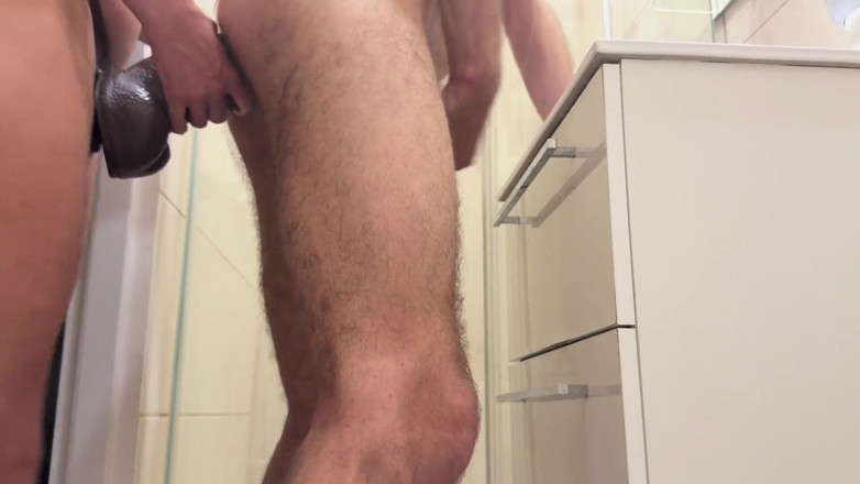 Lovepussyofmygirl: O călătorie de afaceri, un hotel, eu și umilul meu soț și...
