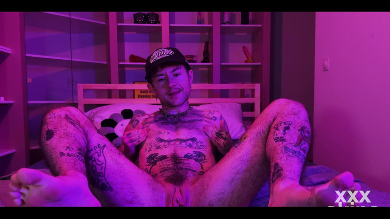 Xxx skips: mahu bermain dengan puting saya?