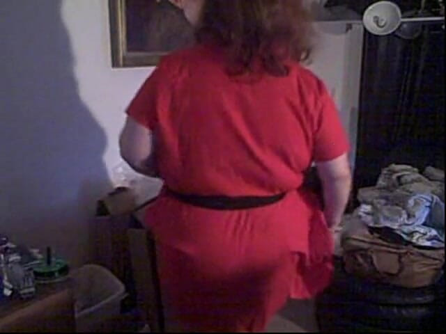 BBW nurse Vicki adventures with friends: Sexy dancing in my red dress part of a cam...