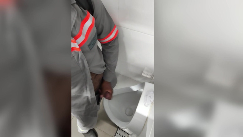 TheBlacKHunterr: Перед тим, як відправитися додому, швидкий секс у роздягальні