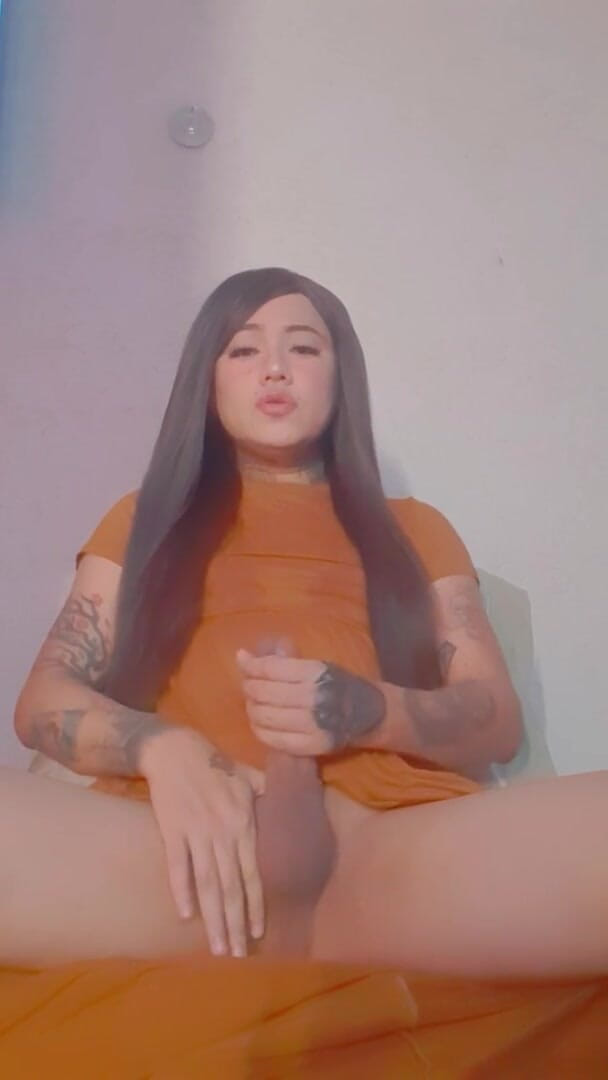 Kimberly Polizzi: Bella ragazza trans si masturba da sola