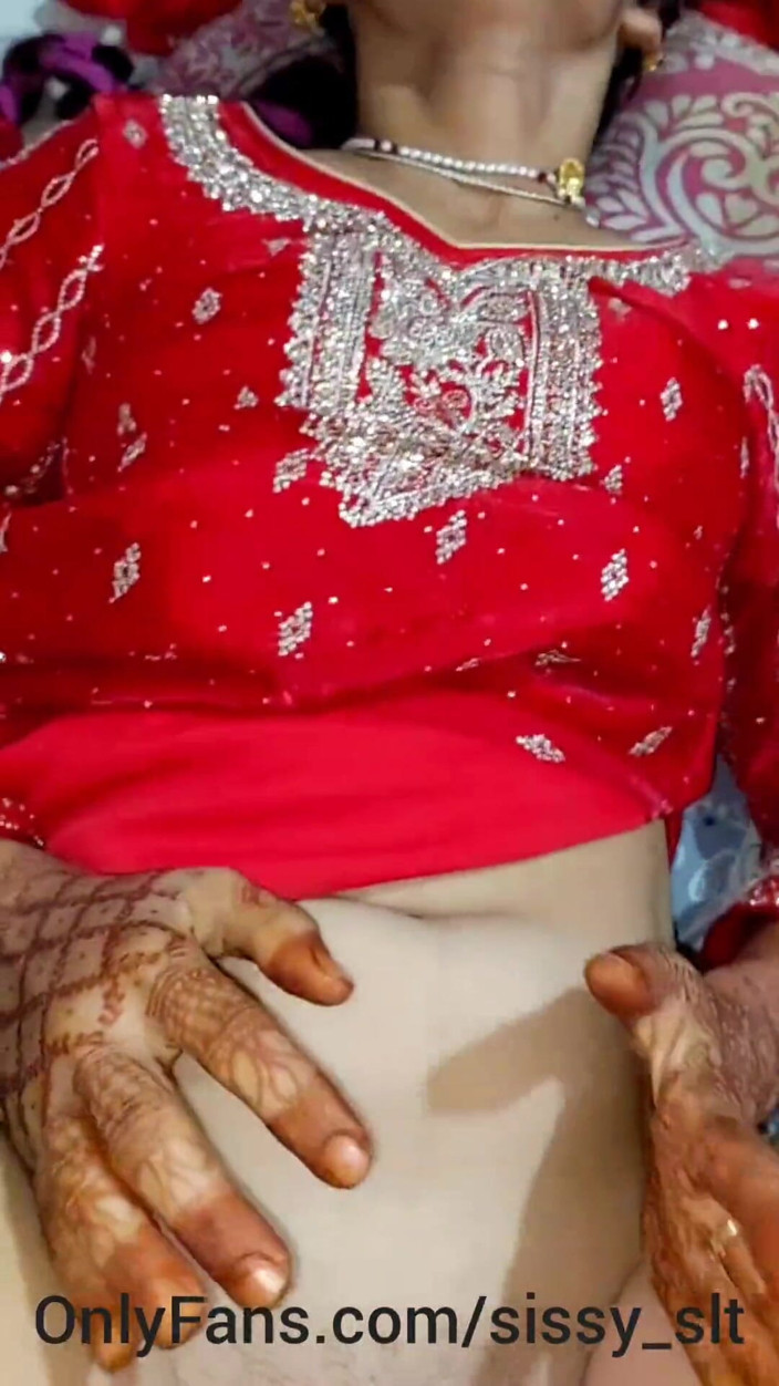TheaDesiHotwife: Đụ vợ từ cu giả