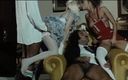 Xtime Network: Lesbianas besando gran polla chupando coño follando, fiesta
