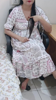 Indiancă desi sex la birou doamnă futută de un prieten cu audio