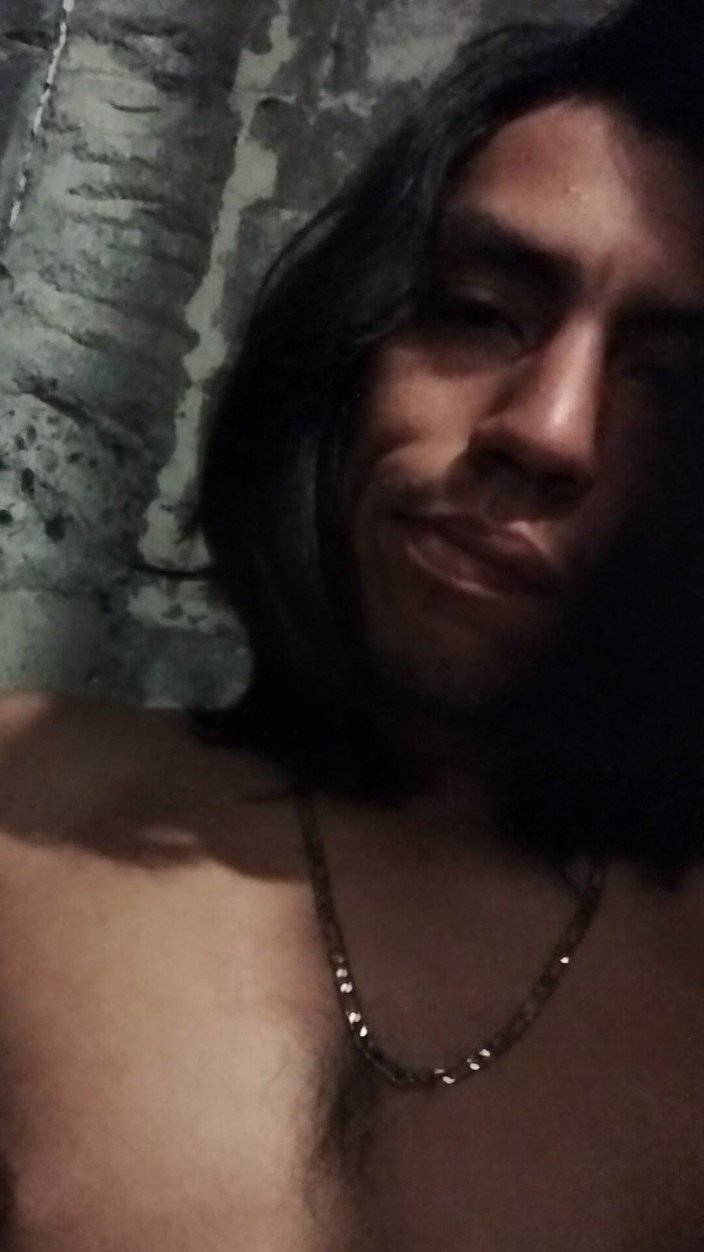 AlexAlejandro13: Straight to My Eyes and My Face