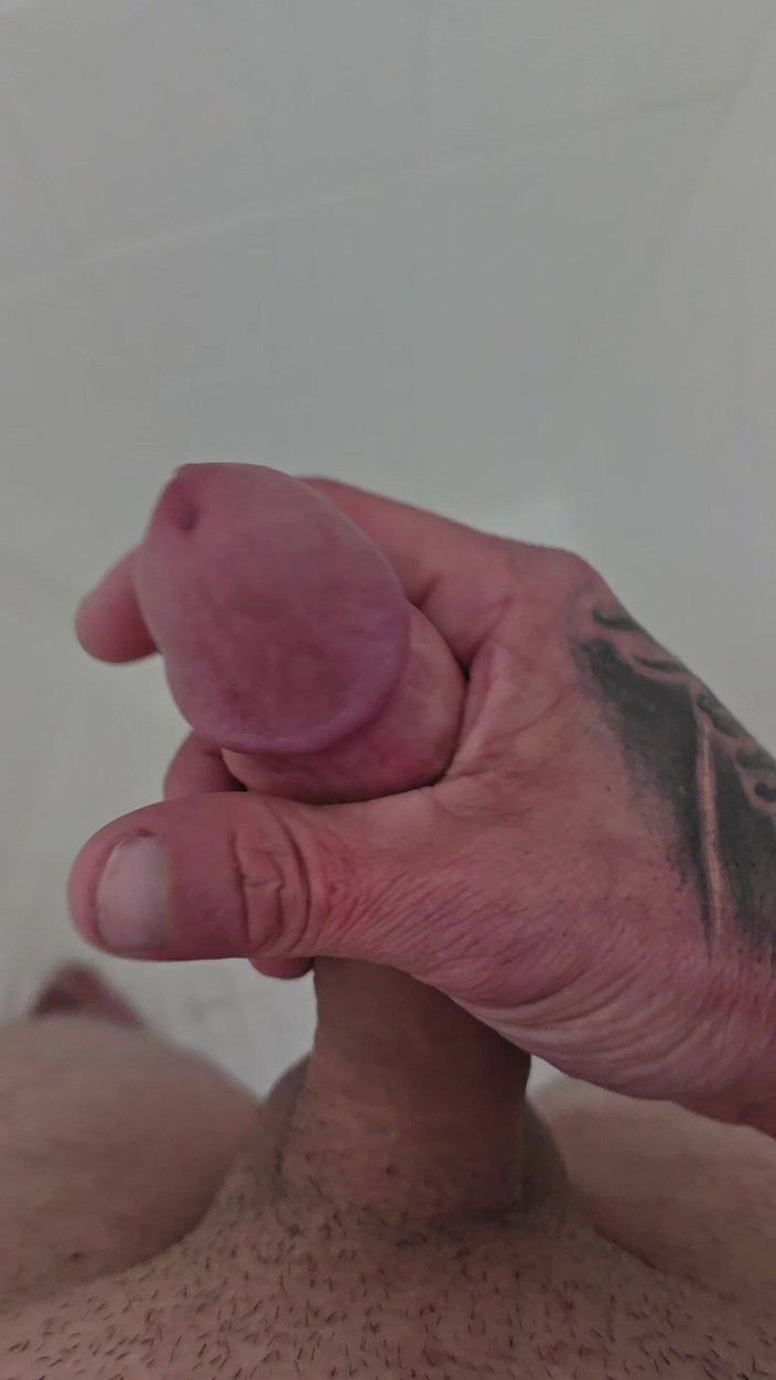 Hot bori: शॉवर में हस्तमैथुन करना