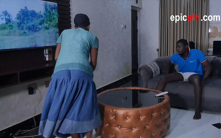 Epicafri: Mein hausmädchen putzt meinen schwanz immer, wenn sie das haus...