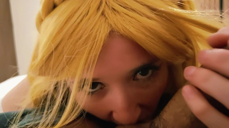 Candy Camille: Zelda настолько возбуждена, что ей нужна сперма на ее рот