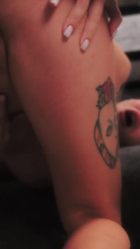 Hardcore anale per ragazza - grande gape e sperma in bocca