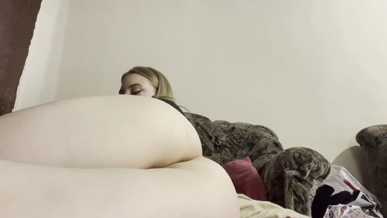 Ku_vadik: Me fodendo na bunda 2
