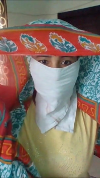 Suggerimenti indiani di gagging di kiraneya: Come tenere una ragazza zitta!