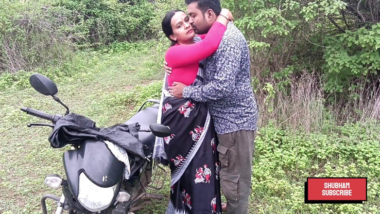 Kavita _zawazawi: Indian Jungle Fuck with Boyfriend