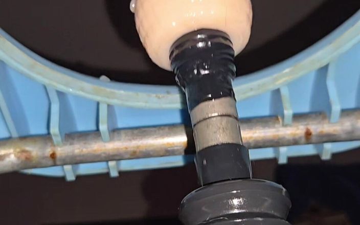 Stretch my hole and feed me cum: 潮吹き滴滴濡れ穴