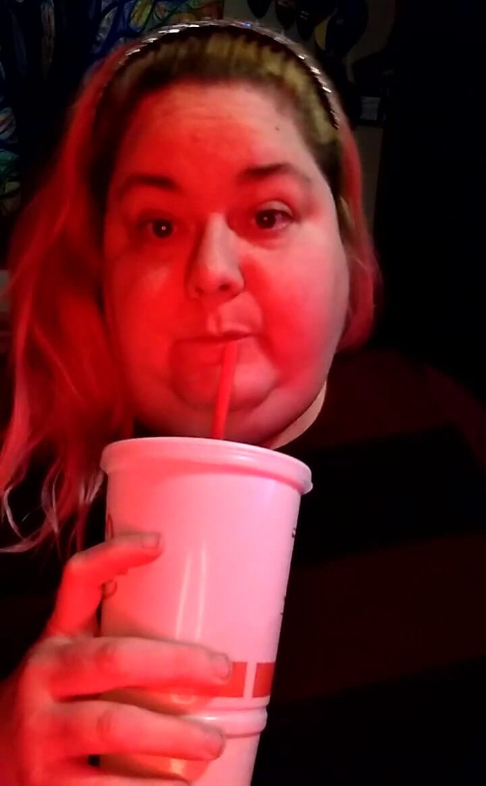 Kitty Delgato: 그건 몇 가지 젖은 엉덩이 파스타!