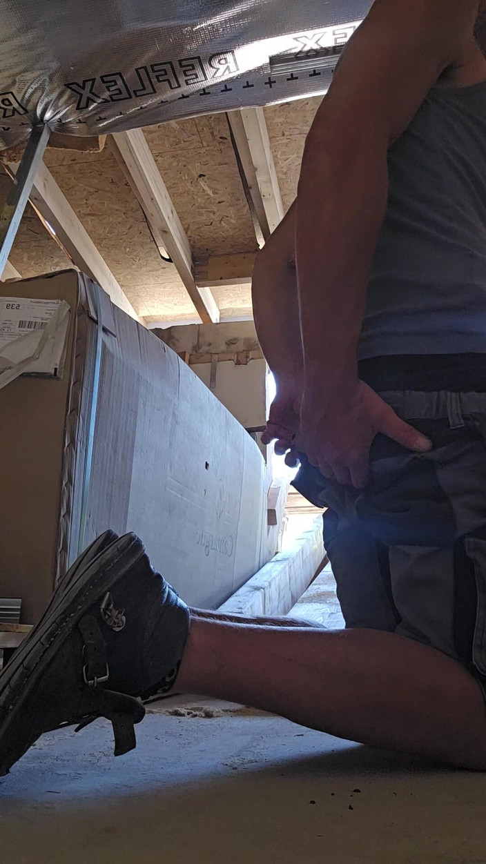 Chris_snoopy_91: En het dag på byggarbetsplatsen del 9/9 fingrar, dildo avsugning, dildo...