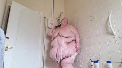 SSBBWLadyBrads: 샤워 지글과 세척 pt 3