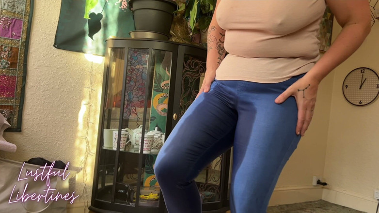 Lustful Libertines: Orina desesperada, jeans mojados