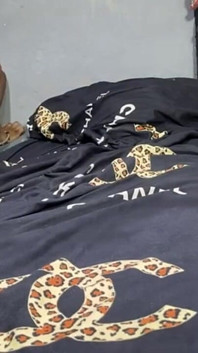 Nós dois fodemos nosso pastor enteado em seu apartamento depois dos ensaios