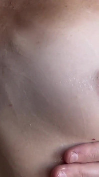 Öllotion fetisch, anbetung meiner großen sexy natürlichen titten, möpse