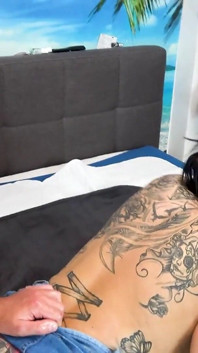 Tranny-asshole Fucked and Creampied Dirty Slut Shemale