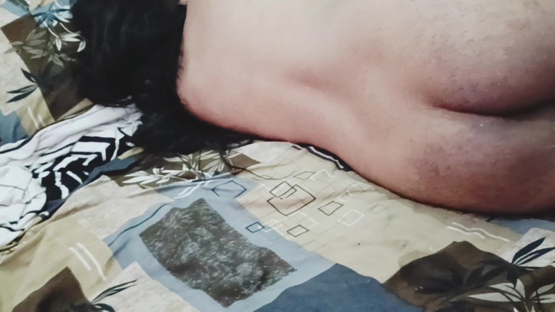 Lovebitegirl44: หนังโป๊เย็ดมือสมัครเล่น Desi อินเดียในห้องโรงแรม