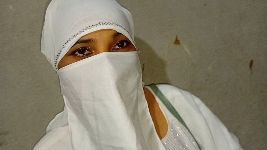 Muslim Girlfriend Came to Meet Me After Long Time (Miss Faiza Khan) Muslim Girlfriend Came to Meet Me After Long Time (Miss Faiza Khan)