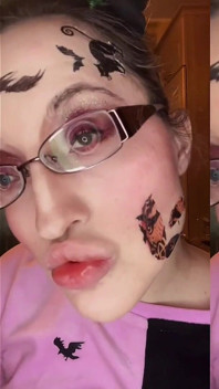 Mariquita, te haré lamer mis gafas y labios mientras gaste tu dinero