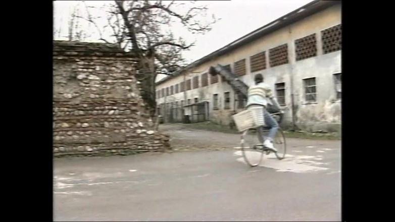 Full Movie XXX: 털이 많은 농민 여성