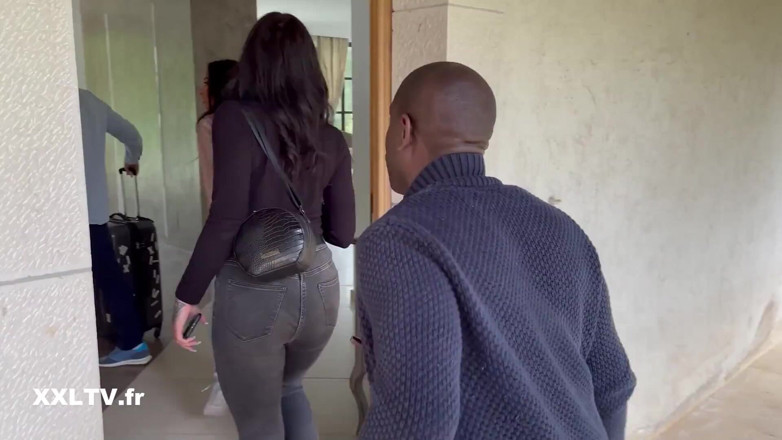 XXLTVFR: Le couple inaugure la villa