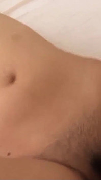 Asijská teenagerka ošukaná do chlupaté kundičky nevlastním otcem po golfu necenzurováno