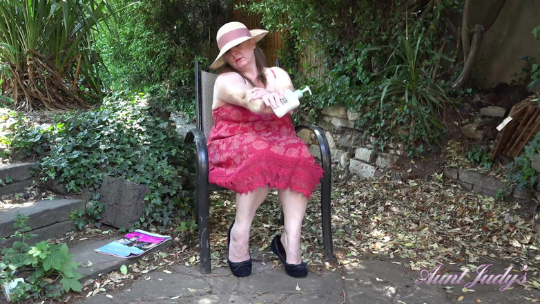 Aunt Judy's: AuntJudys - tetona amateur grandota Rachel de 50 años se corre con...