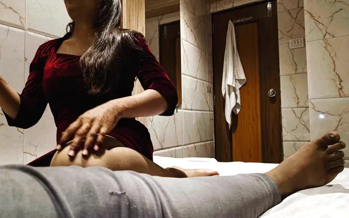 Riya0690: Indian girl Riya was called to the hotel for audition